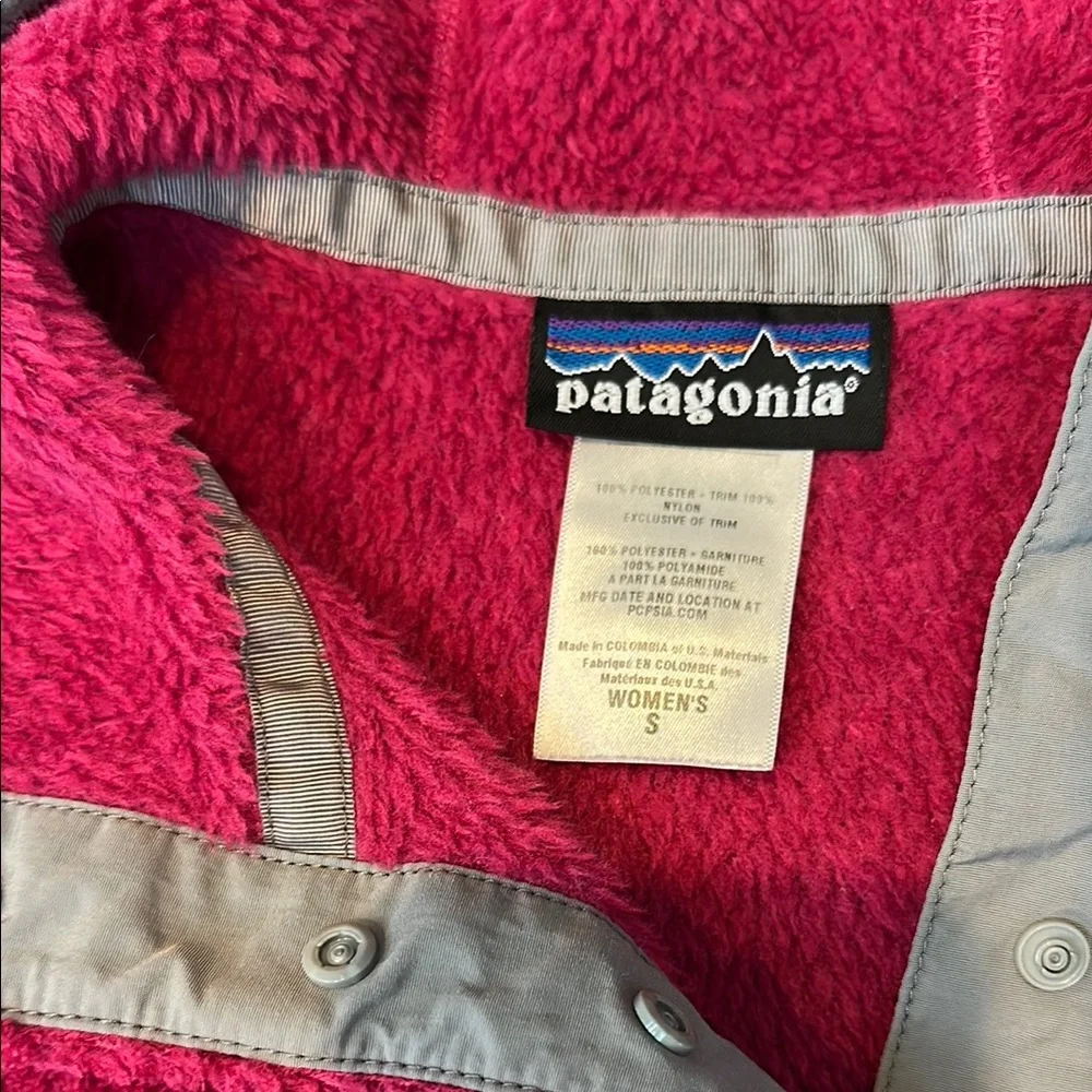 Patagonia Women’s Fleece Hoodie - Pink - Picture 2 of 2